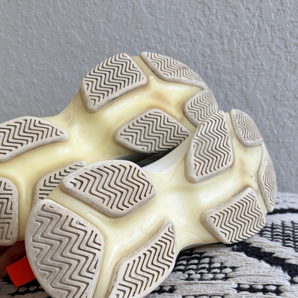 Steve Madden Camo Black and Orange Sneakers - Picture 9 of 10